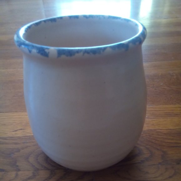 👵EUC VINTAGE FLOWER POTTERY VASE - Picture 3 of 5